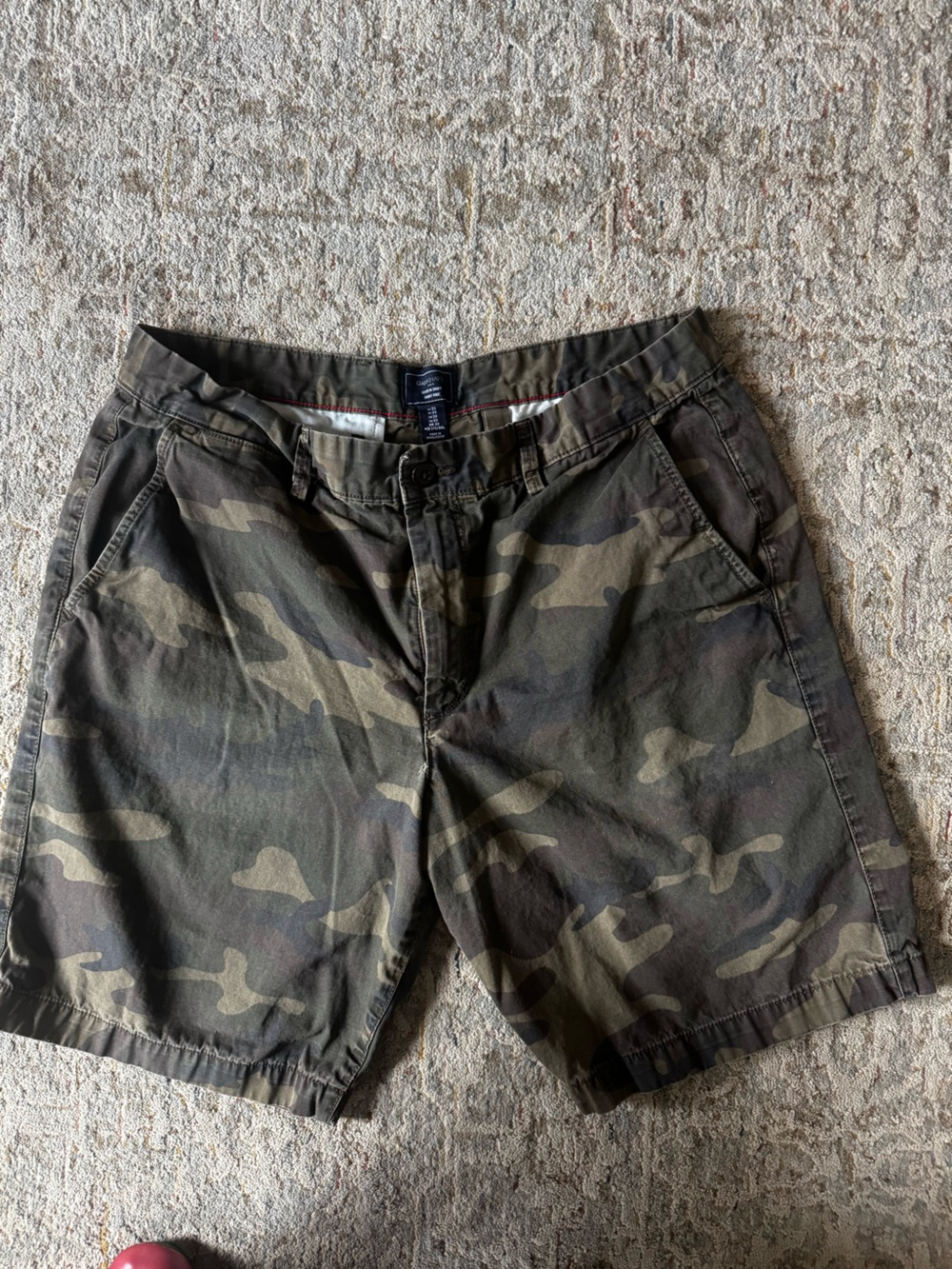 GAP Men's Camouflage Lived In Casual Shorts - Olive Camo Size 33